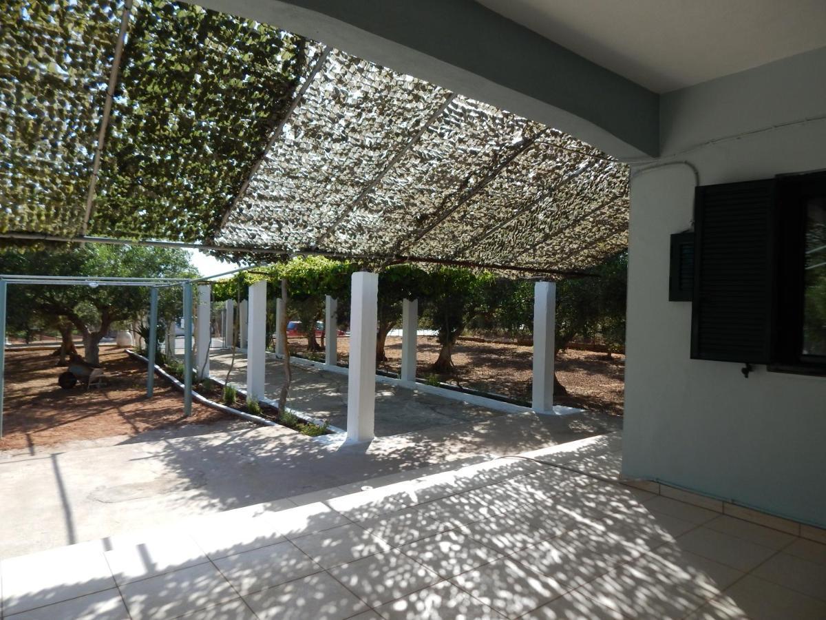 Ninemia Country House Vromonérion 외부 사진